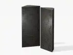 2er-Pack – Schmale akustische Eck-Bassfalle | Diffusion – Reflexion – Schalldämmung | 50 x 23 x 10 cm | Farbe perforierte Platten: [REBAT | Schwarz]