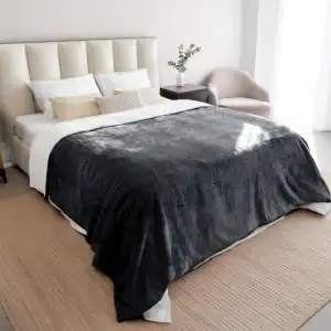 Dreamzie - wasserdichte Decke 152x203 cm - Hundedecke Sofa und Bett - Reversible